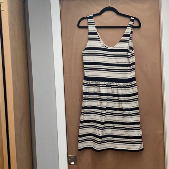 J. Crew Dresses & Skirts - JCrew navy/cream striped dress w buttons in back